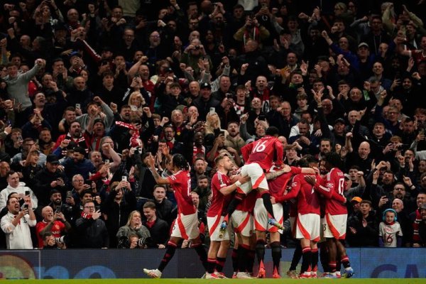 Tại sao Manchester United kh